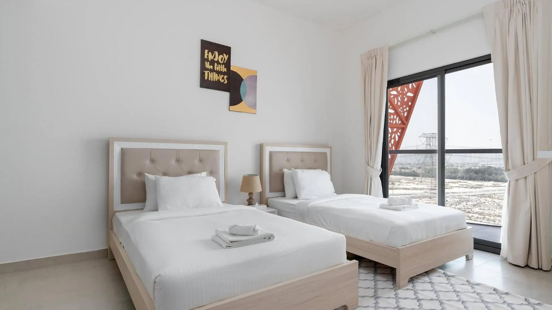 Delightful 2 Bedrooms In Jumeirah Village Circle Dubai Apartment