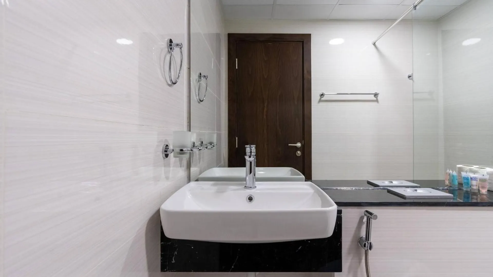 Apartment Delightful 2 Bedrooms In Jumeirah Village Circle Dubai